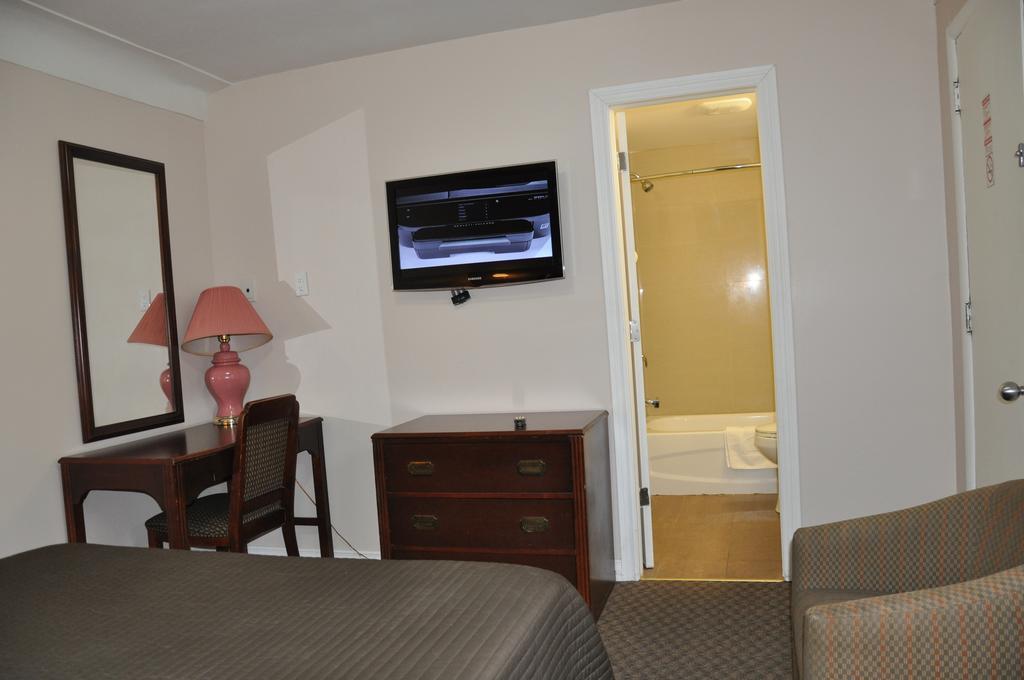 Royal Motel Burlington
